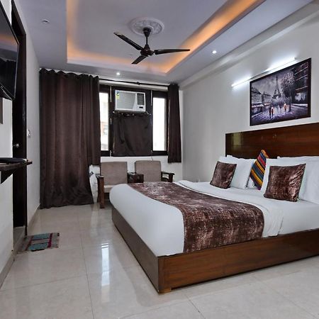 Hotel Admire Inn "Atta Market, Noida Sector 18" エクステリア 写真