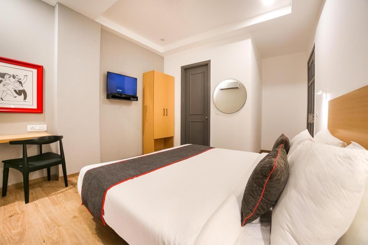 Hotel Admire Inn "Atta Market, Noida Sector 18" エクステリア 写真