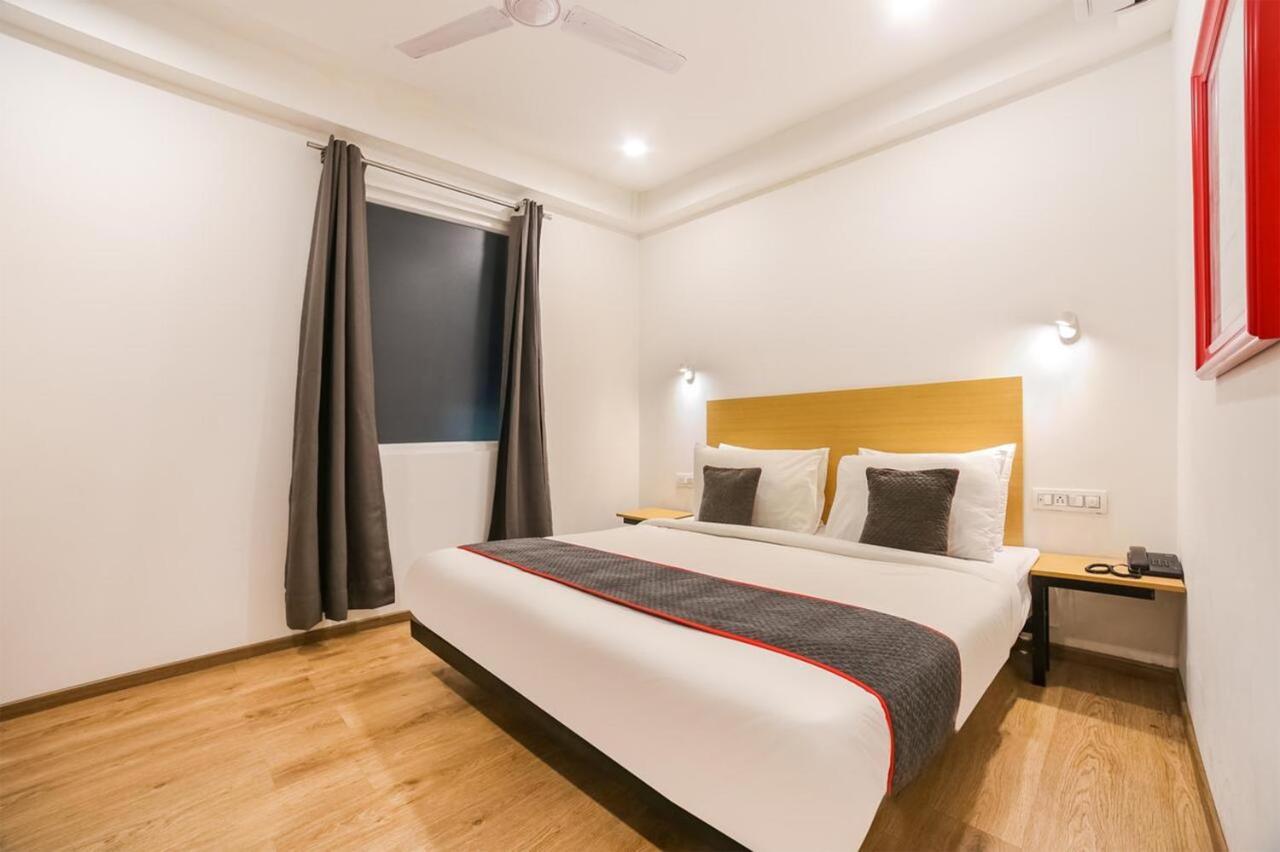 Hotel Admire Inn "Atta Market, Noida Sector 18" エクステリア 写真