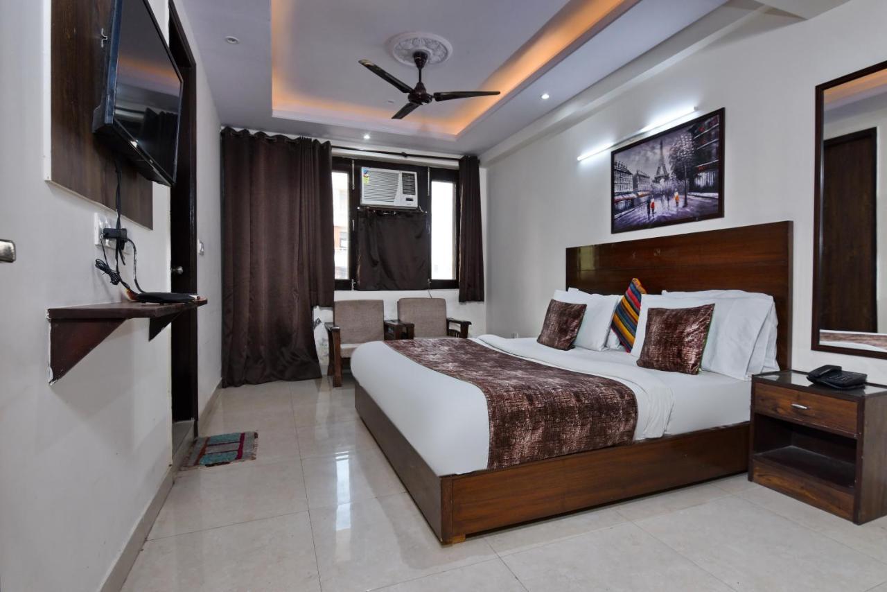 Hotel Admire Inn "Atta Market, Noida Sector 18" エクステリア 写真