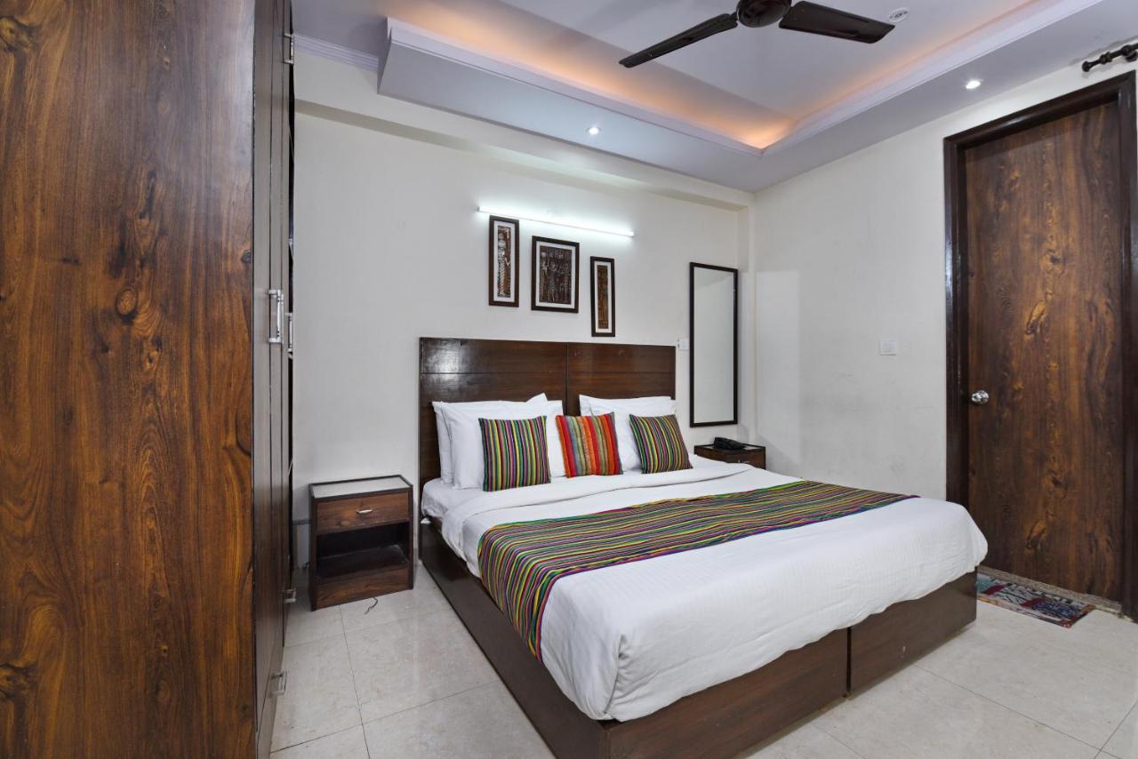 Hotel Admire Inn "Atta Market, Noida Sector 18" エクステリア 写真